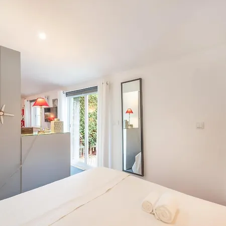 Guestready - Modern And Charming Studio In Estoril Apartmán