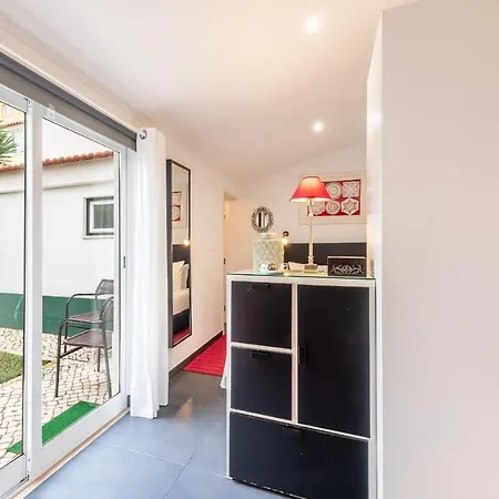 Guestready - Modern And Charming Studio In Estoril Apartmán